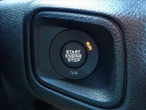 Used 2024 Jeep Wrangler Sport S image 22