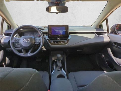 Used 2025 Toyota Corolla LE FWD image 16