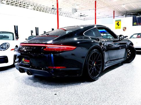 Used 2018 Porsche 911 Carrera 4 GTS image 13
