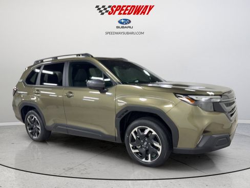 New 2026 Subaru Forester Premium AWD/4WD image 3