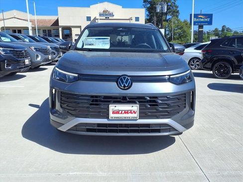 New 2026 Volkswagen Tiguan S FWD image 3