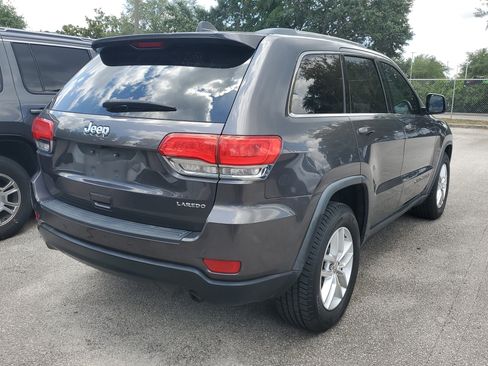 Used 2018 Jeep Grand Cherokee Laredo RWD image 4