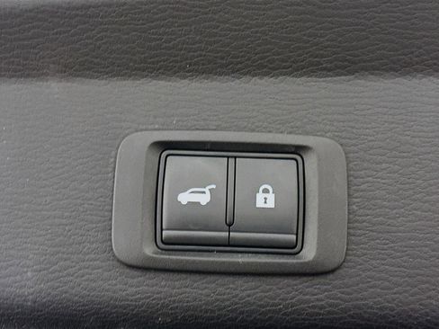 Used 2024 Mitsubishi Outlander SE image 31