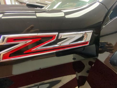Used 2021 Chevrolet Silverado 1500 Custom Trail Boss AWD/4WD image 17