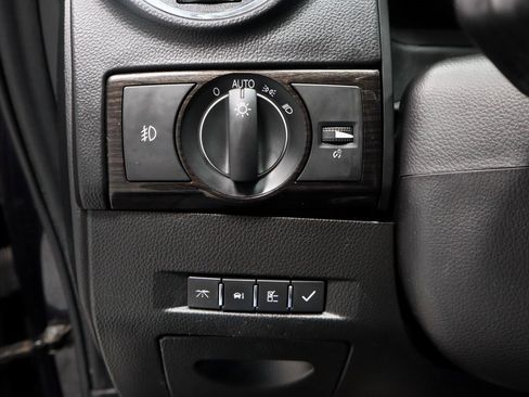 Used 2014 Chevrolet Captiva Sport LS image 26