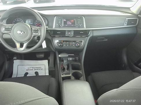 Used 2017 Kia Optima LX FWD image 6