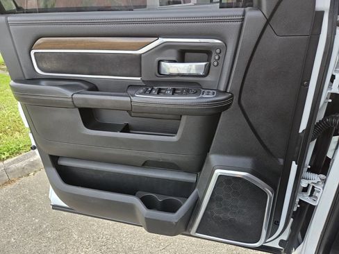 Used 2023 RAM 2500 Laramie AWD/4WD image 24