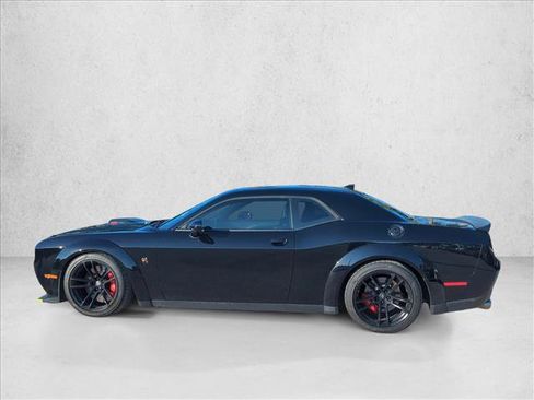 Used 2021 Dodge Challenger R/T Scat Pack RWD image 5