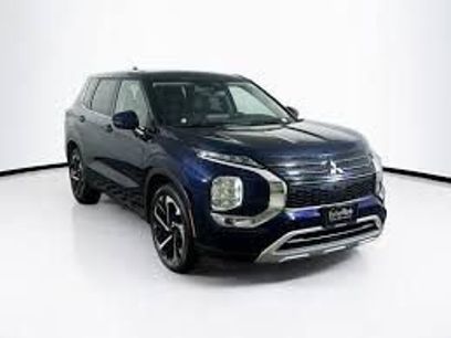 Used 2024 Mitsubishi Outlander SE