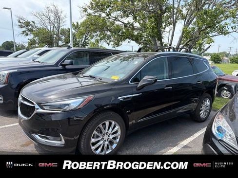 Used 2018 Buick Enclave Premium w/ Experience Buick Package AWD/4WD image 1