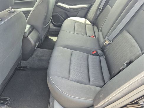 Used 2025 Nissan Altima 2.5 SV FWD image 17