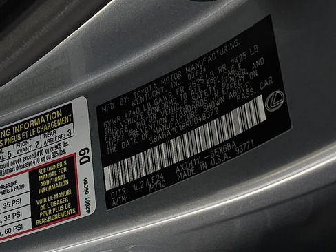 Certified 2024 Lexus ES 300h F Sport image 34