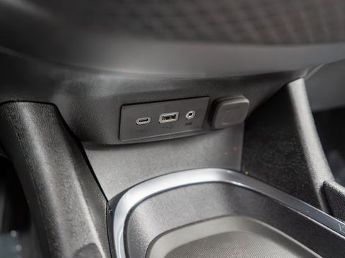 Used 2025 Chevrolet Malibu LT w/ Sport Edition image 31