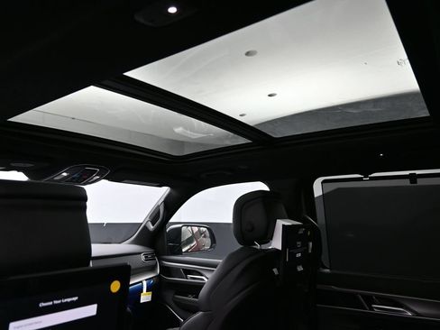 New 2026 Jeep Grand Wagoneer Limited AWD/4WD image 24