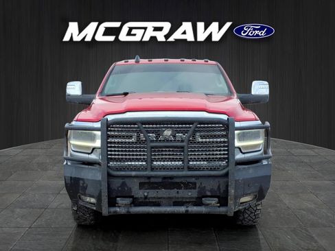 Used 2024 RAM 3500 Laramie AWD/4WD image 3