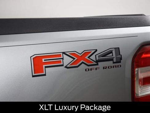 Certified 2024 Ford Maverick XLT w/ XLT Luxury Package AWD/4WD image 25