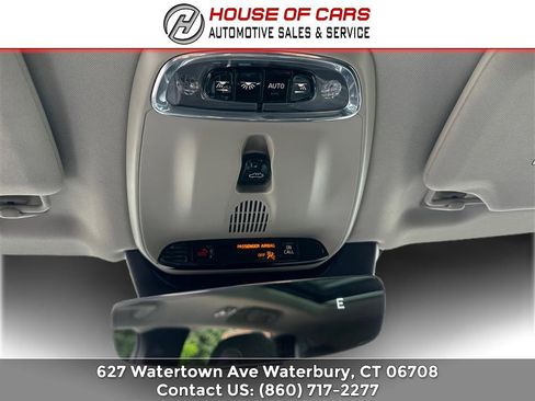 Used 2016 Volvo XC90 T6 Momentum image 17