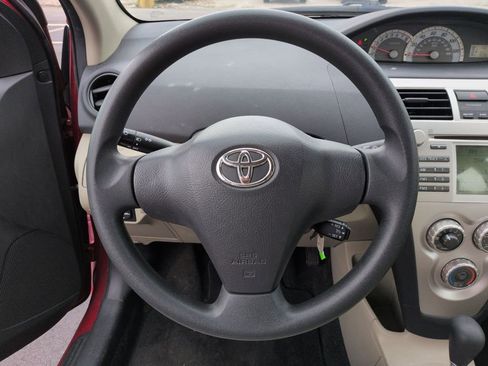 Used 2008 Toyota Yaris Base image 15