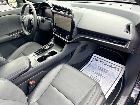 Used 2024 Lexus RZ 450e Premium image 14
