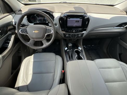 Used 2019 Chevrolet Traverse Premier w/ Driver Confidence II Package FWD image 20