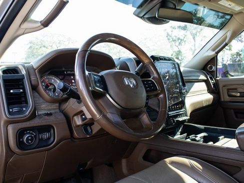 Used 2020 RAM 2500 Limited image 9