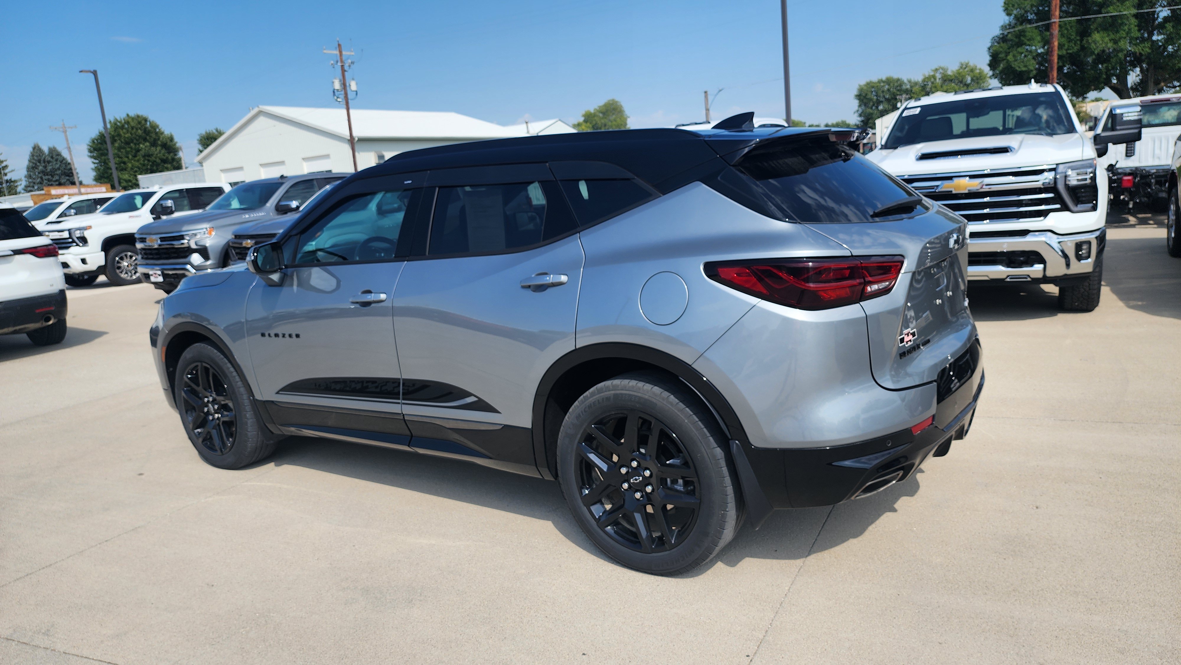 Certified 2024 Chevrolet Blazer RS w/ Driver Confidence II Package AWD/4WD image 3
