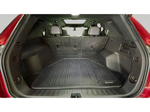 Used 2023 Chevrolet Equinox RS w/ RS Leather Package image 16