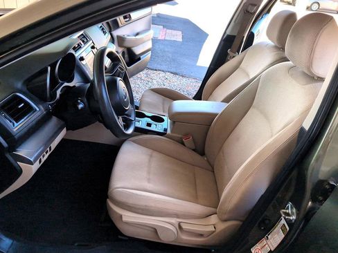 Used 2018 Subaru Outback 2.5i w/ Popular Package #1 image 9