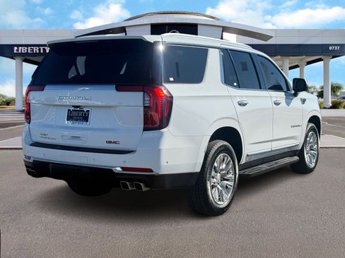 Used 2025 GMC Yukon Denali image 3