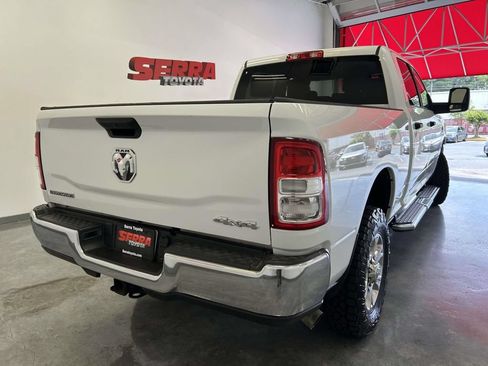 Used 2024 RAM 2500 Big Horn AWD/4WD image 3