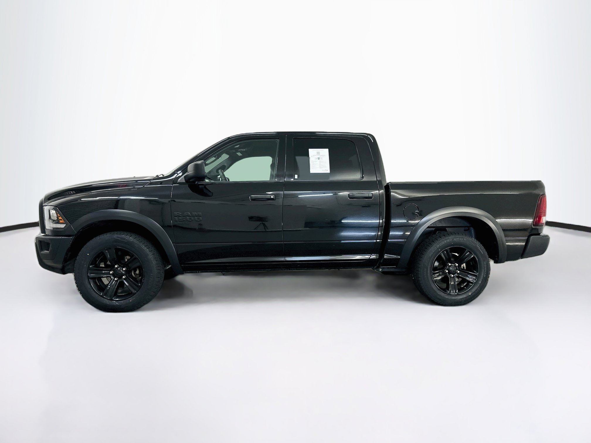 Used 2024 RAM 1500 Warlock AWD/4WD image 4