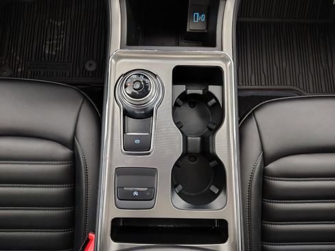 Used 2022 Ford Edge SEL w/ Convenience Package image 38