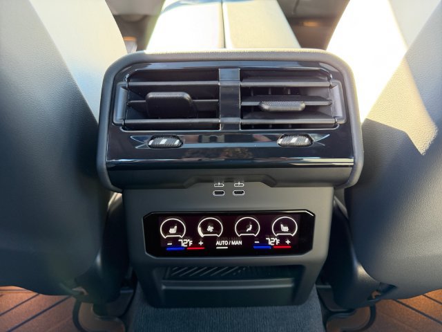 New 2027 BMW M5 w/ Executive Package AWD/4WD image 26