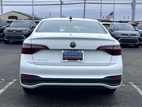 Certified 2024 Volkswagen Jetta S FWD image 6