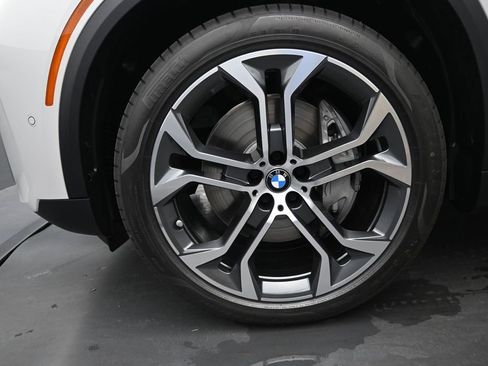 New 2026 BMW X5 xDrive50e AWD/4WD image 4