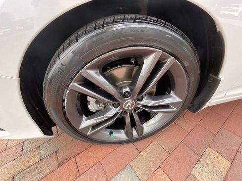 Used 2023 Acura Integra A-Spec image 27