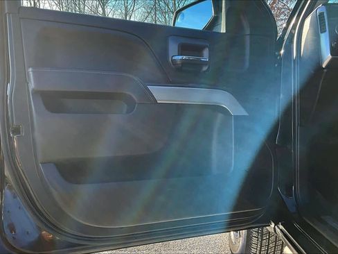 Used 2018 Chevrolet Silverado 1500 LT w/ All Star Edition image 19