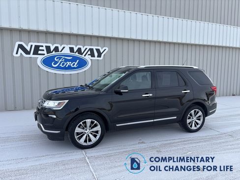 Used 2018 Ford Explorer Limited image 1
