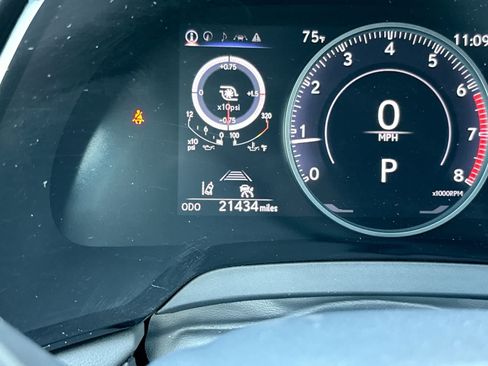 Used 2024 Lexus RX 350 FWD w/ Technology Package image 2
