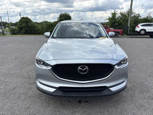 Used 2019 MAZDA CX-5 Touring FWD image 2