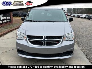 Used 2018 Dodge Grand Caravan SE w/ UConnect Hands-Free Group video 2