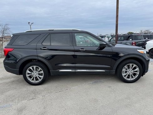 Certified 2023 Ford Explorer Limited image 7