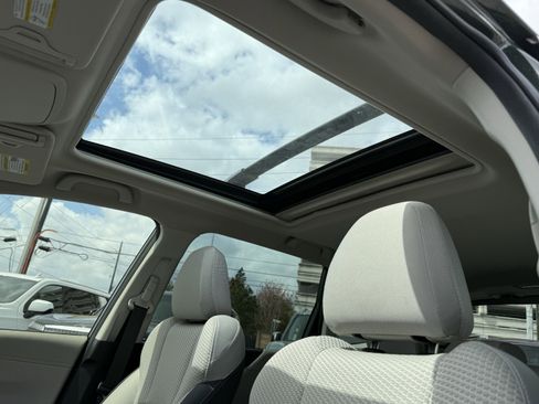 Used 2023 Subaru Forester Premium image 14