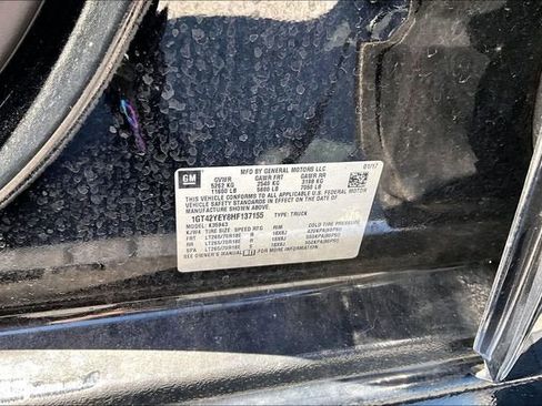 Used 2017 GMC Sierra 3500 Denali w/ Duramax Plus Package AWD/4WD image 4