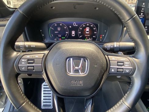 Used 2025 Honda Accord Sport image 14