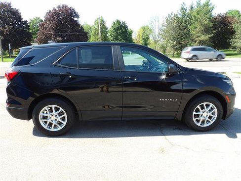 Certified 2023 Chevrolet Equinox LS w/ LS Convenience Package AWD/4WD image 6