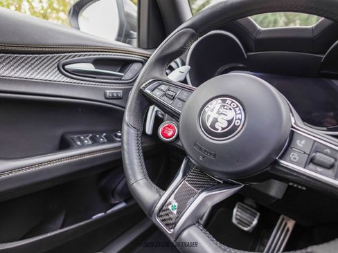 Used 2024 Alfa Romeo Stelvio Quadrifoglio w/ Quick Order Package 25A 100th image 34