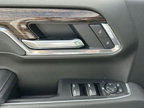 New 2026 GMC Sierra 1500 Elevation image 23