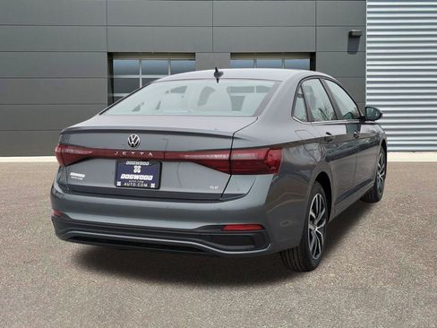 New 2026 Volkswagen Jetta SE FWD image 7