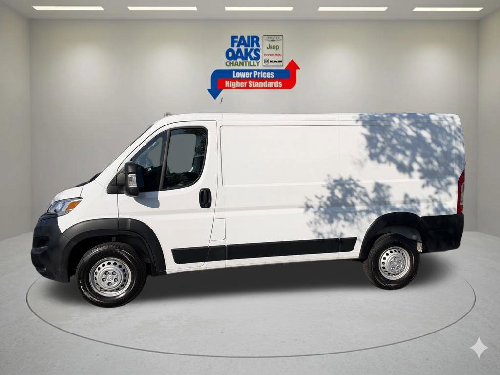 Used 2025 RAM ProMaster 2500 w/ Convenience Group FWD image 11